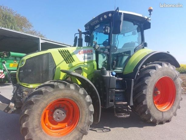 Claas AXION 810