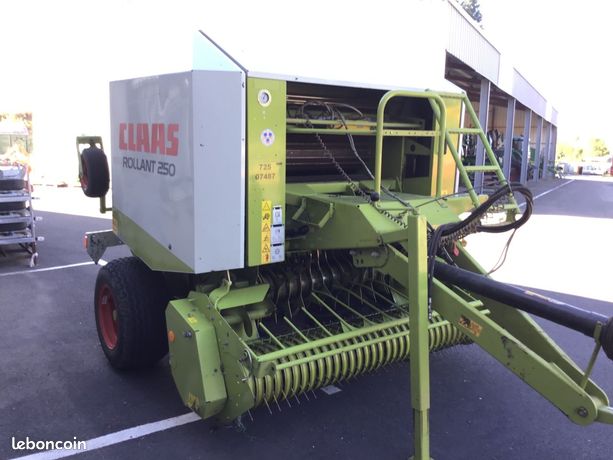 Claas ROLLAND 250