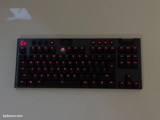 Clavier Logitech G915 TKL
