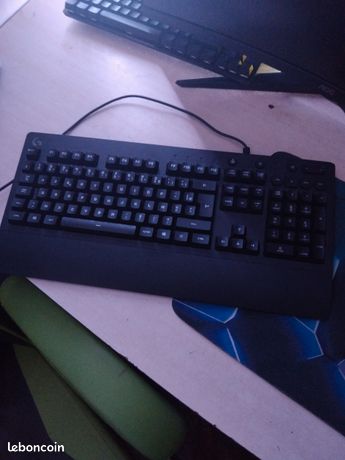 Clavier logitech G213 pro