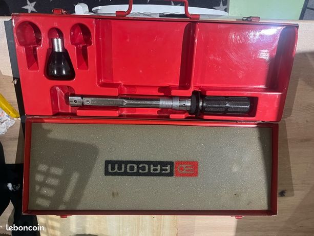 Clé dynamométrique 10-50n.m