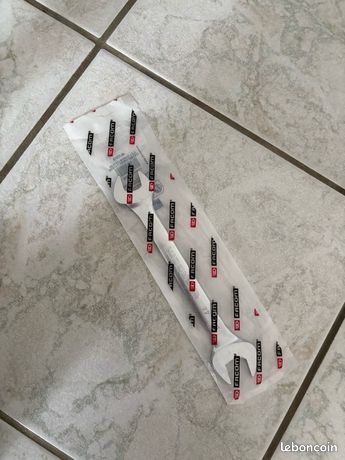 Clé plate à fourche 17x19 facom