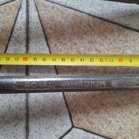 Clé polygonale anneaux contre-coudés ROYAL-VANADIUM 21-23