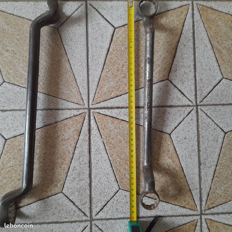 Clé polygonale couble anneaux contre-coudés 24- 27