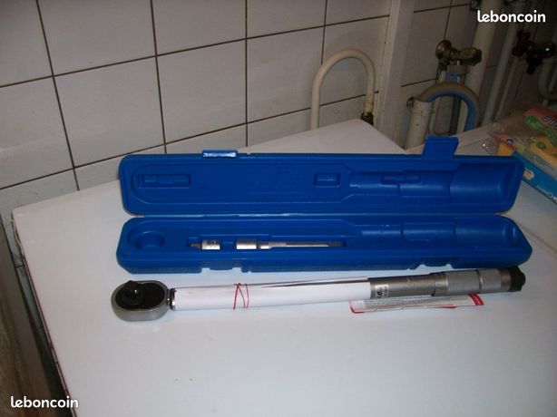 Clef à serrage contrôlé dynamométrique 28-210 1/2"N 1/2"M