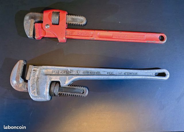 Clés a griffes Virax et Ridgid