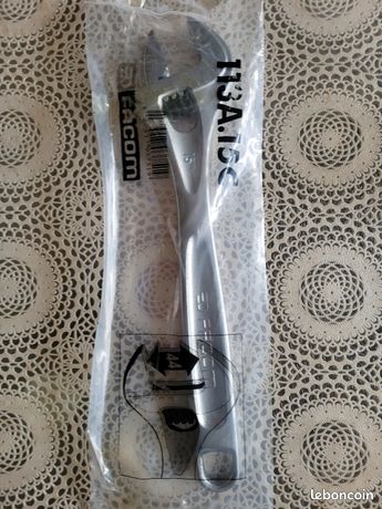 Clés a molette facom 113A15C