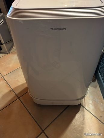 Climatiseur 3 en 1 Thomson. Efficacité énergétique A