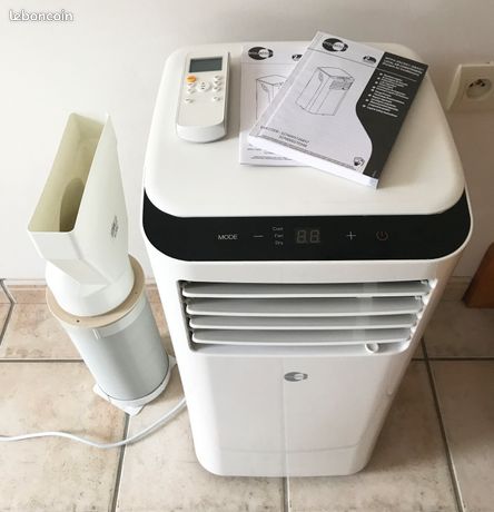 Climatiseur mobile 9000 BTU/h silencieux - Excellente condition rafraîchit rapidement votre espace