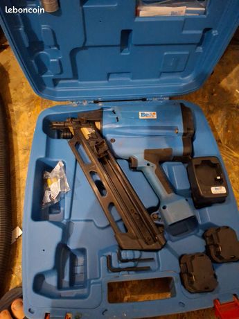 Cloueur Bea état proche du neuf