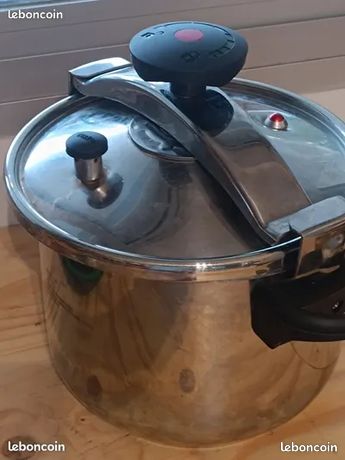 Cocotte-minute 8 litres induction