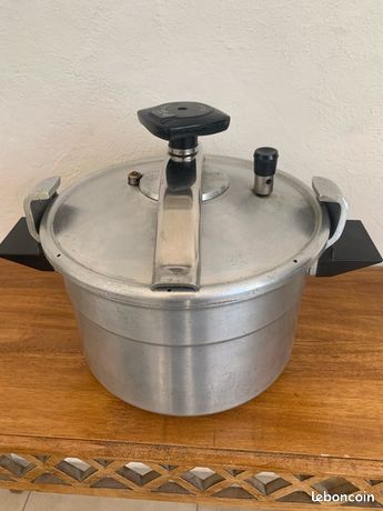 Cocotte minute ancienne Seb