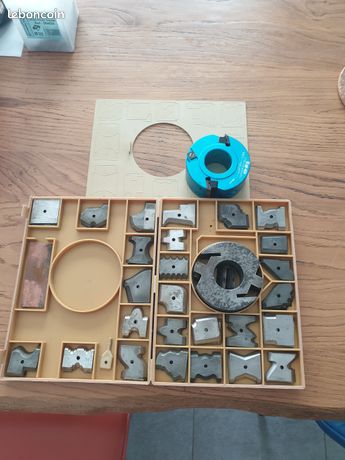 Coffret 26 jeux de fers