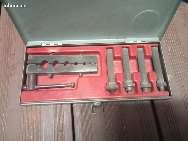 Coffret à collets battus VIRAX