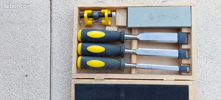 Coffret de ciseaux à bois et affûtage