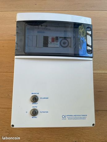 Coffret électrique piscine