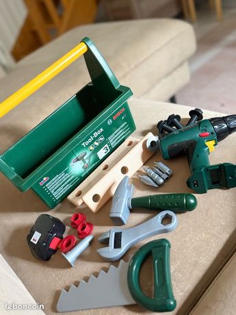 Coffret outils bricolage Bosch pour enfants Tool Box