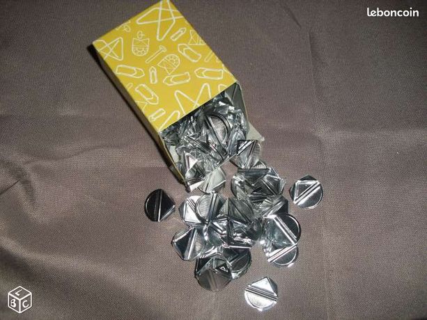 Coins de lettres anciens