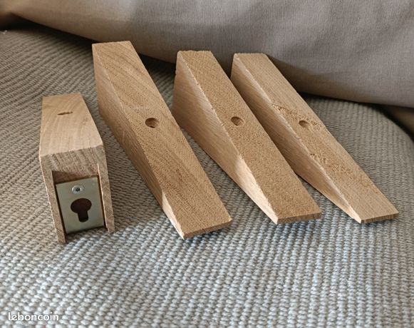 Coins pour étagères neufs