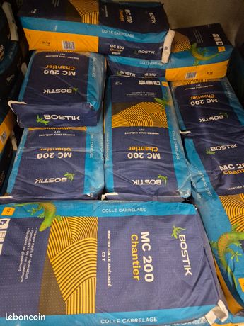 Colle carrelage Bostik 60x60cm