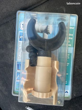 Collecteur de gouttières