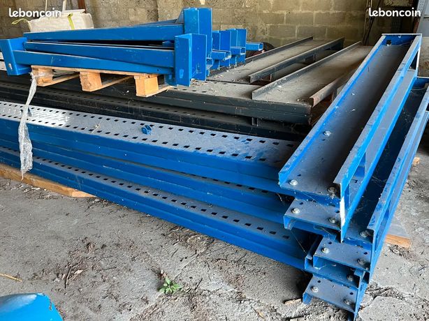 Colonnes de 3m60 avec 12 bras de 1m40