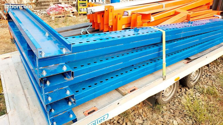 Colonnes de 3m60 avec 12 bras de 1m40