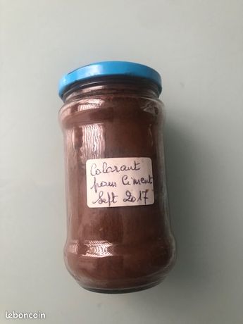 Colorant marron pour ciment