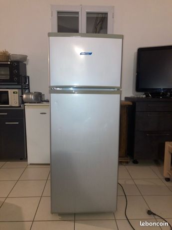 Combiné frigo & congélateur curtiss 218l a +
