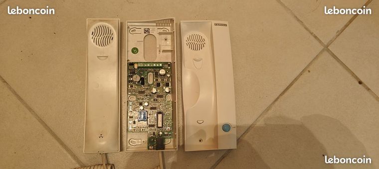 Combiné poste audio FERMAX 3396 LOFT BUS