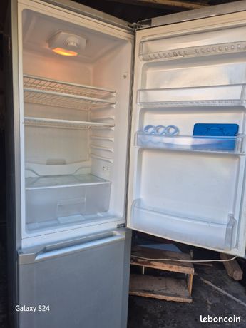 Combiné réfrigérateur BEKO gris Frigo/congél