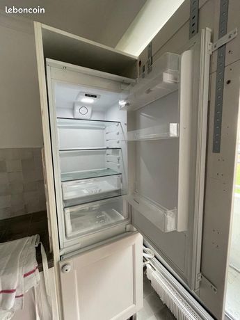 Combiné Réfrigérateur congélateur encastrable candy
