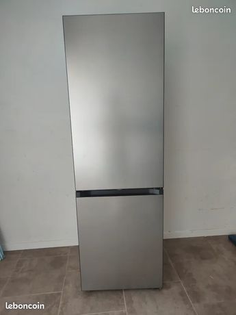 Combiné Réfrigérateur et Congélateur Samsung