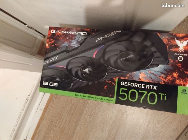 Comme neuf Gainward GeForce RTX 5070 Ti Phoenix-S