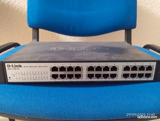 Commutateur réseau TP-Link DGS-1100-24