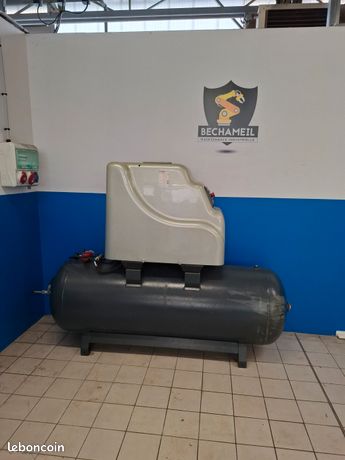 Compresseur à vis 500l