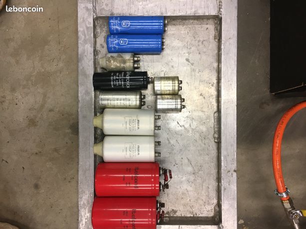 Condensateurs electrolytiques