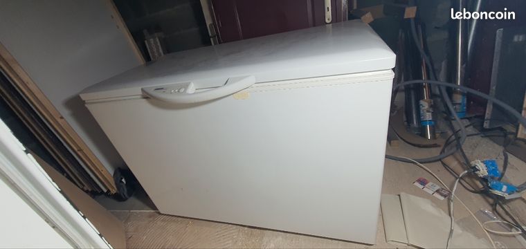 Congélateur 300L libeherr