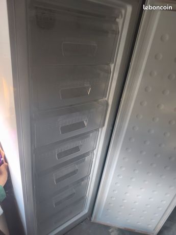 Congélateur a tirroires 7