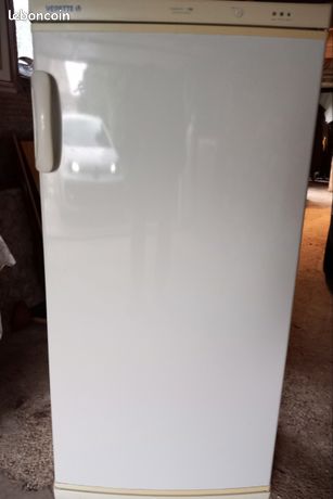 Congélateur armoire Vedette
