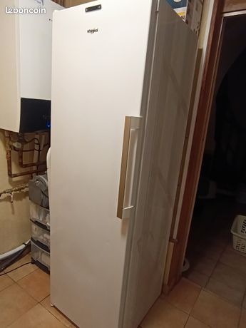 Congélateur armoire Whirlpool