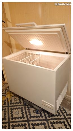 Congélateur Coffre/Bahut Electrolux Class Énergétique A+ 304/Litres Pourvoir De Congélation 17kg/24h Autonomie 32h De Congélation Sauvegarder en cas Coupure de courant Tbeg