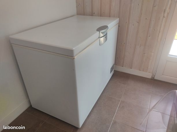 Congélateur coffre Essentiel b