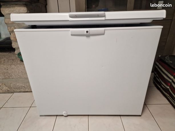 Congélateur coffre Whirlpool Space Max grand format excellent état