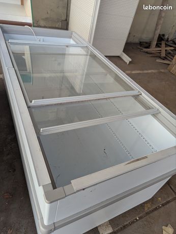 Congélateur pour épicerie vitré