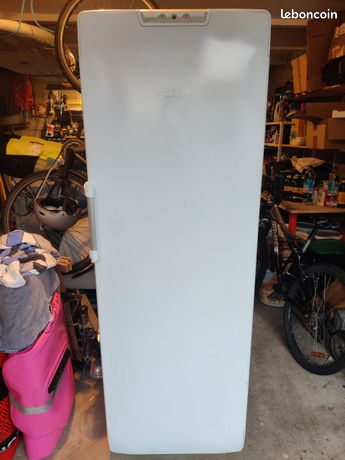 Congélateur armoire Ariston