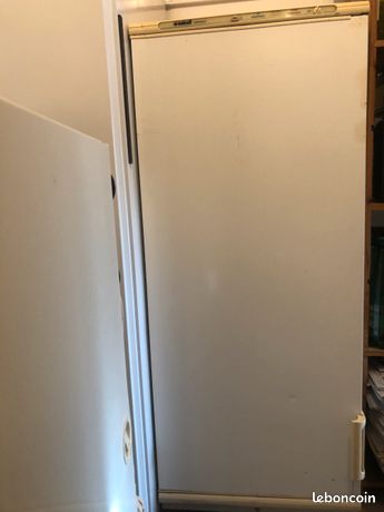Congélateur Indesit SF4210 210l