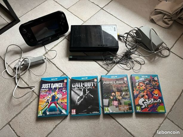 Console de jeux Wii U + 4 jeux