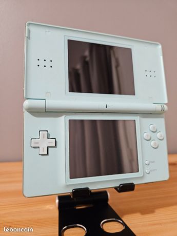 Console NINTENDO DS Lite bleu ciel Bouton R