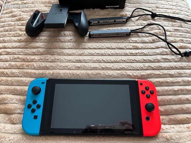Console Nintendo Switch avec 2 gamepad possible davoir dautre manette